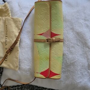 Louis vuitton monogram vernis pochette limited Edition Bag
